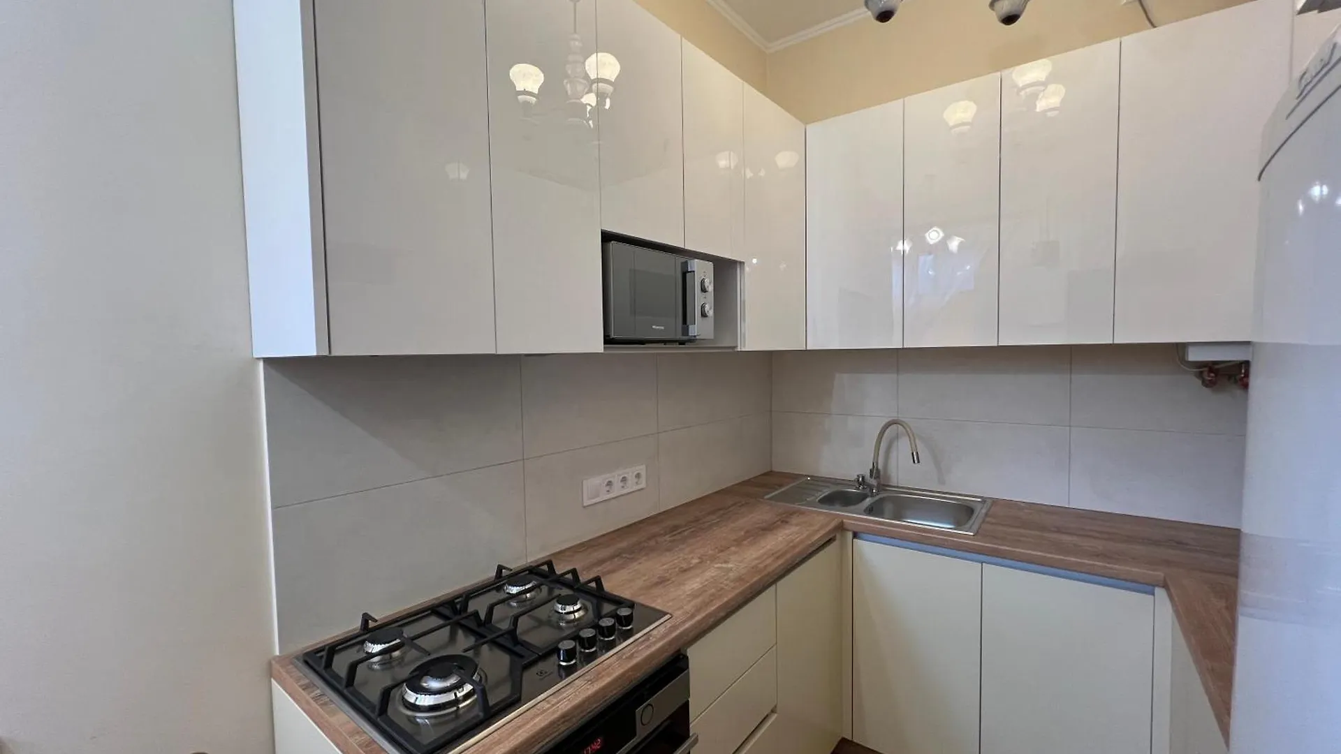 לבוב Vip Apartments